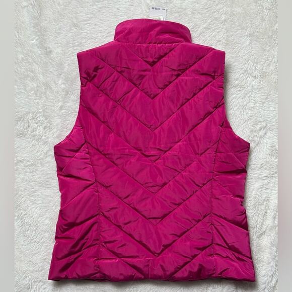 NWT - Michael Kors Bundle  - Vest and Beanie Hat - Various Sizes - Picture 6 of 6